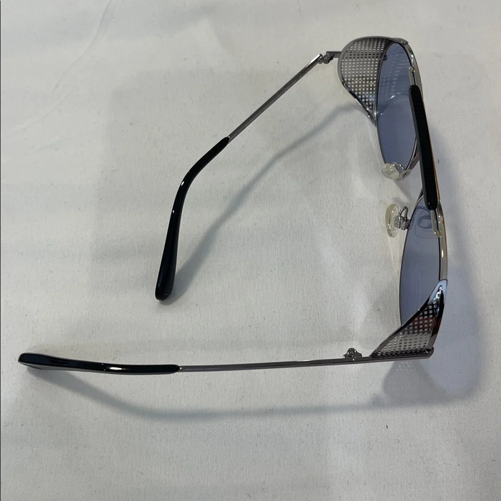 ill.i by Will.i.am Round Metal Sunglasses Blue Lenses Mens Glasses made in Italy